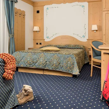 Garni Lastei Hotel Pozza di Fassa