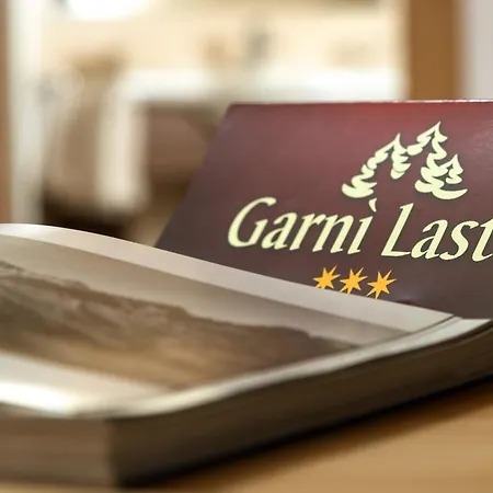 Garni Lastei Hotel